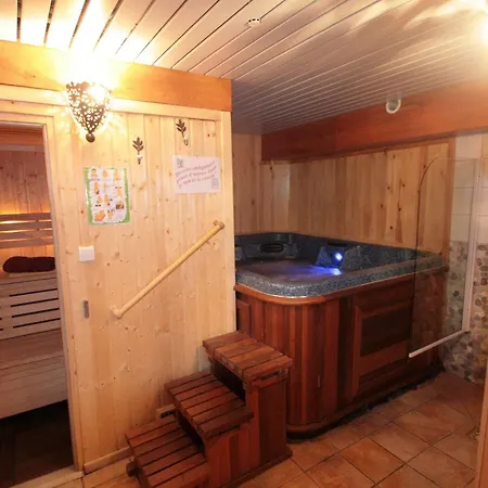 Hotel Les Chalets Du Villard